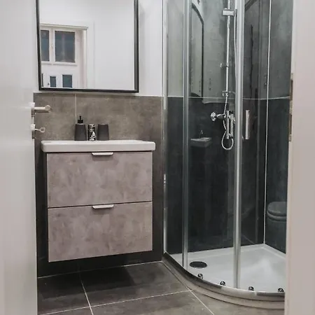 D84- Boutique Apartments, Best Location, By Bqa Apartment