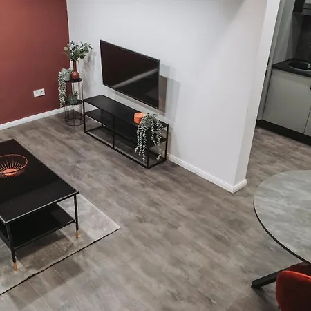 D84- Boutique Apartments, Best Location, By Bqa *