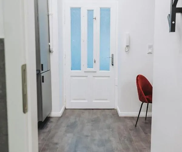 D84- Boutique Apartments, Best Location, By Bqa