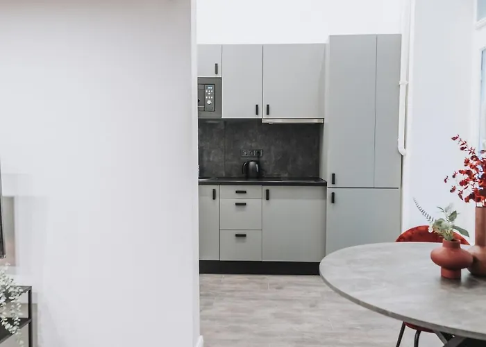 D84- Boutique Apartments, Best Location, By Bqa