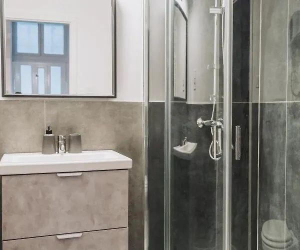 D84- Boutique Apartments, Best Location, By Bqa